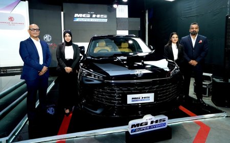 দেশে নতুন হাইব্রিড এসইউভি উন্মোচন করল এমজি, দাম শুরু ৪৯ লাখ টাকা থেকে