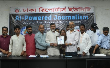 চ্যাটজিপিটি থেকে নোটবুকএলএম, হাতে-কলমে এআই শিখলেন ৬০০ সাংবাদিক